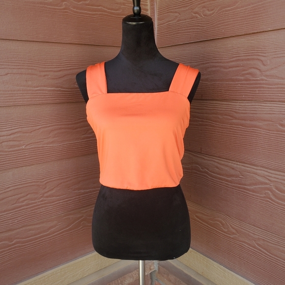 Cloth by Design Women's Orange Cropped Camisole Sleeveless Tank Top Wide Straps - Picture 3 of 16